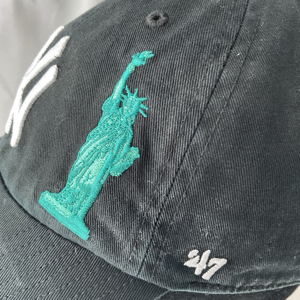 '47 Brand MLB New York Yankees Adjustable City Icons Statue Of Liberty Hat Cap - Picture 3 of 8